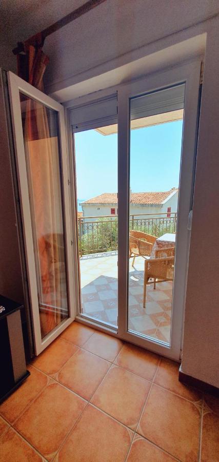 Studio-Apartments M&M Bečići Zewnętrze zdjęcie